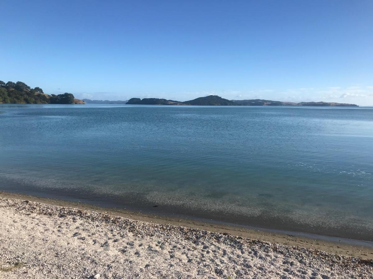 30 Seconds To The Beach Kawakawa Bay Exterior photo